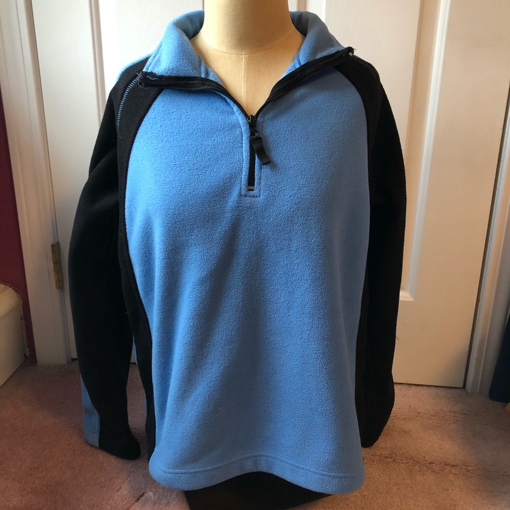 Fleece quarter-zip up pullover